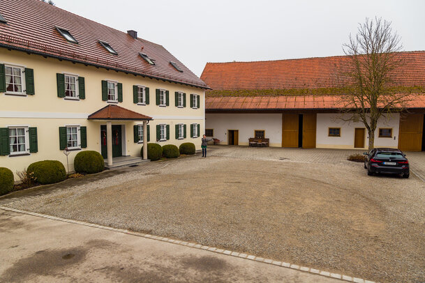 Thumbnail: JA 16174 Faschingswagen Landjugnend 01_03_2025.jpg